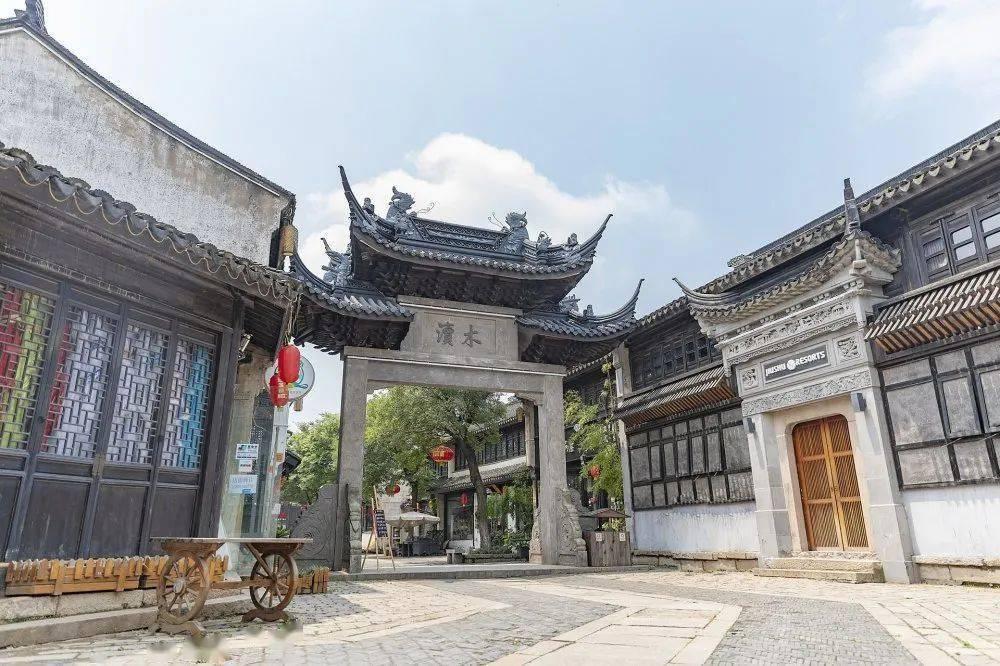 女管家逃脱记
